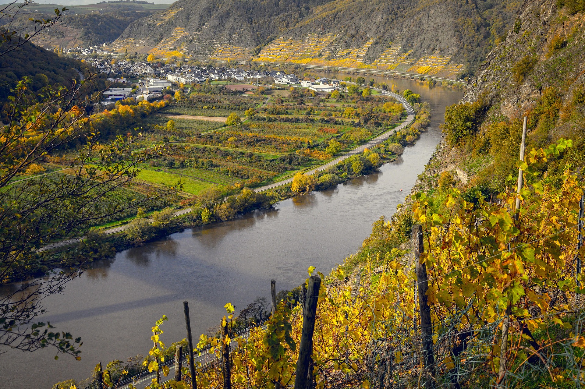 Glanzlichter an Rhein und Mosel: Von Düsseldorf bis Trier