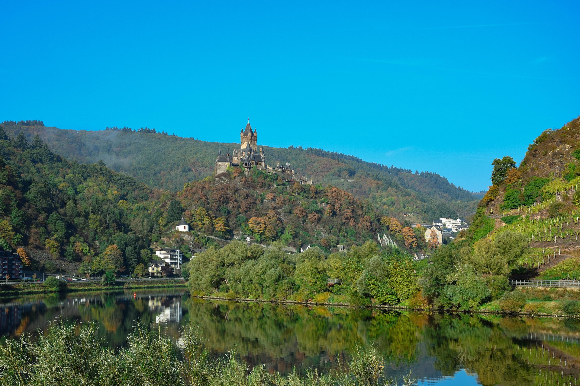 Sagenhafter Rhein, romantische Mosel: Von Amsterdam nach Trier