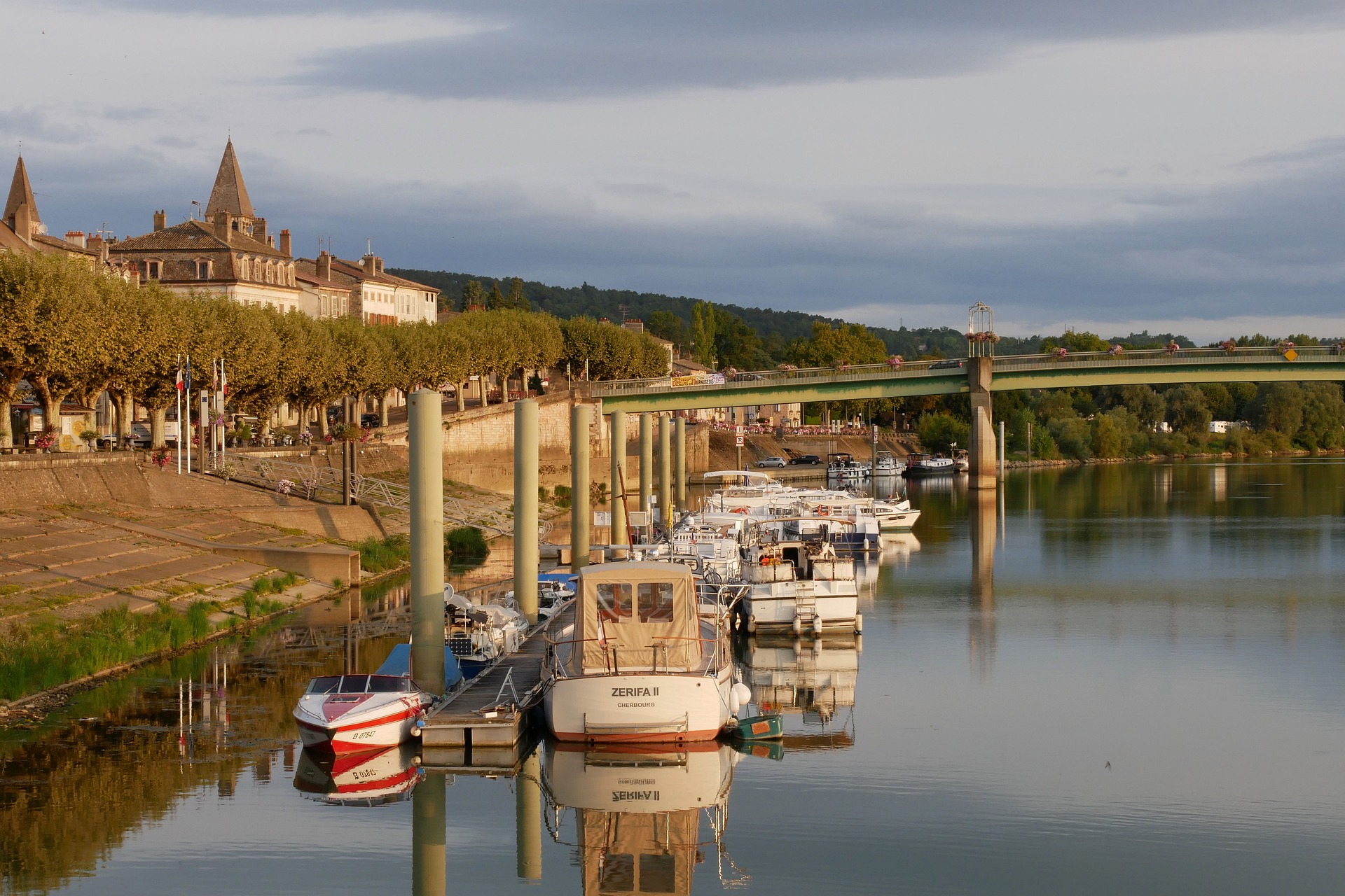Romantische Rhône: Avignon nach Lyon